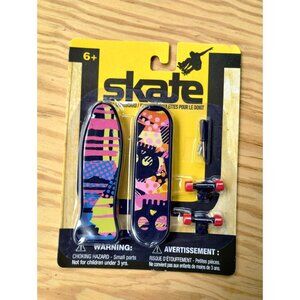 Skate Finger Skateboard Collectible Set 4 Pack
